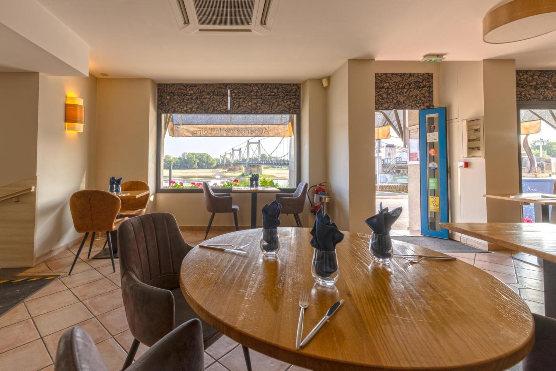Auberge De La Loire Montjean-sur-Loire Esterno foto